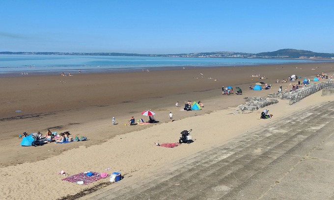 Port Talbot Casa | Shoreline Aberavon 4 bed by the Beach on the South Wales coast pet friendly