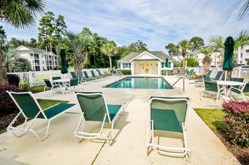 Carolina Forest Apartamento | Shoreline Serenity at River Oaks