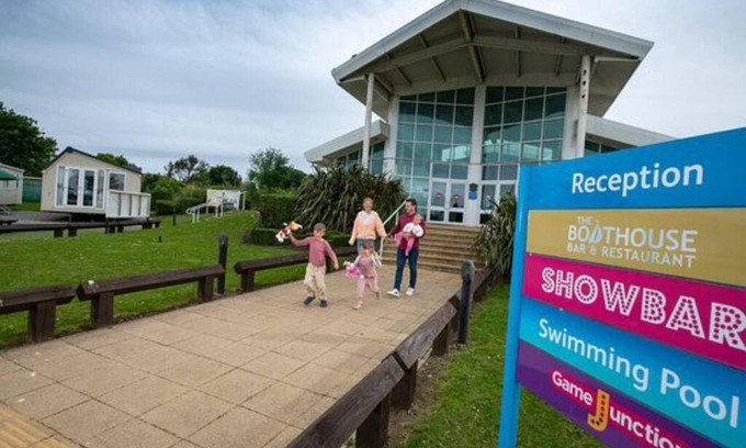 Withernsea Casa | Shoreline Stays, Family Caravan, Withernsea, Newly Managed