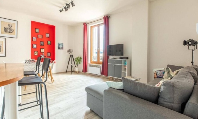 Sablon - Trudaine Apartamento | SHORT FILM (B) - F2,SHORT FILM CITY CENTER CLF-FD