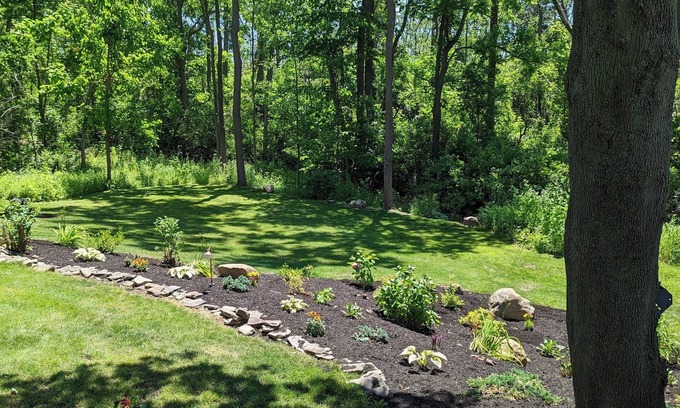 Holcomb Casa | Short-Term/Corporate 3-bedroom house in Canandaigua with Lake access.