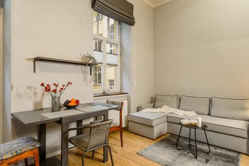 Praga Apartamento | ShortStayPoland Brzeska B147