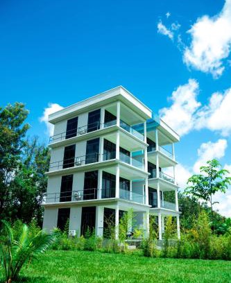 Moshi Hotel | Shose Farm House