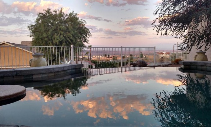 Lake Havasu City Casa | Shoshone Lower Unit with Lake and Pool Views