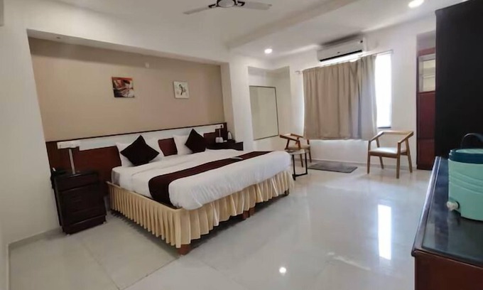 Bhopal Hotel | Shubh Shaleen Springs by Nexottel