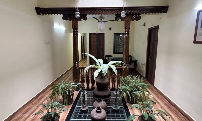 Hubli Hotel | Shubham Suites & Party Hall