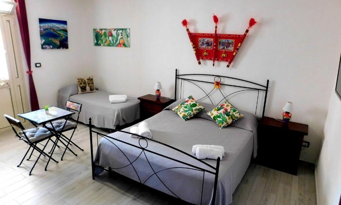 Carrozziere Casa | Sicilia Room