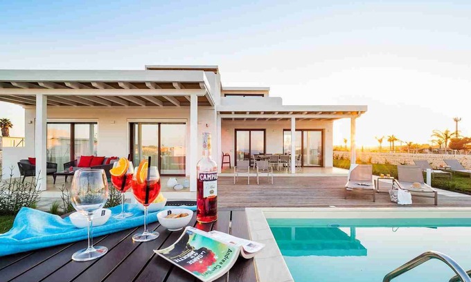 Reitani Villa | Sicily villa rental, syracuse vacation villa