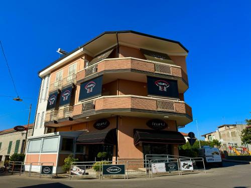 Taurianova Cama Y Desayuno | Siclari B&B-Rooms&Suite