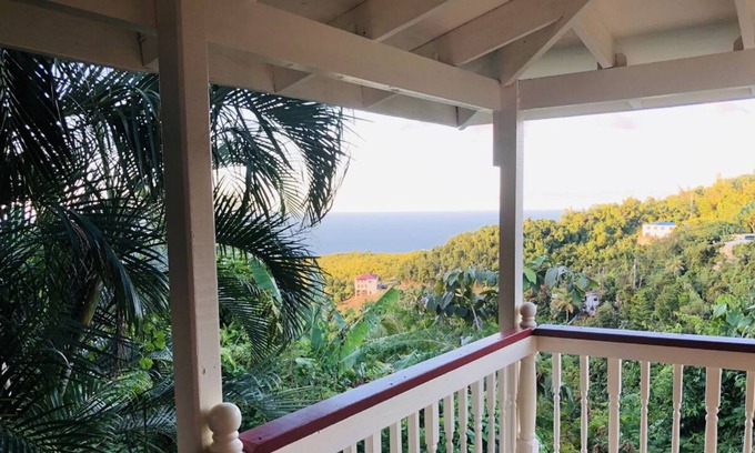 Estate Crown and Hawk Apartamento | Sierra Pearl (Quiet Location)