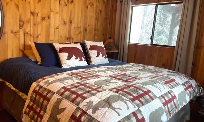 Sierra Village Casa | Sierra Village Cabin