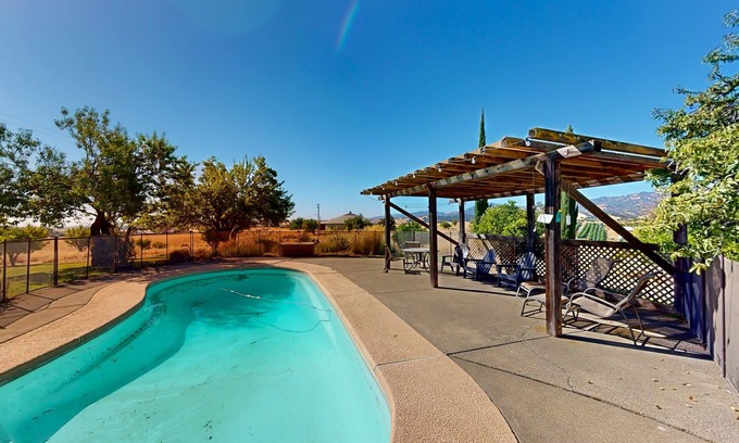 Yolo County Casa | Sierras-view home with pool, grill, wood-burning fireplace, and AC - dogs ok