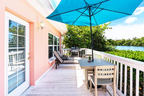 Siesta Key Casa | Siesta Key Bungalows, the Lagoon Bungalows Complex