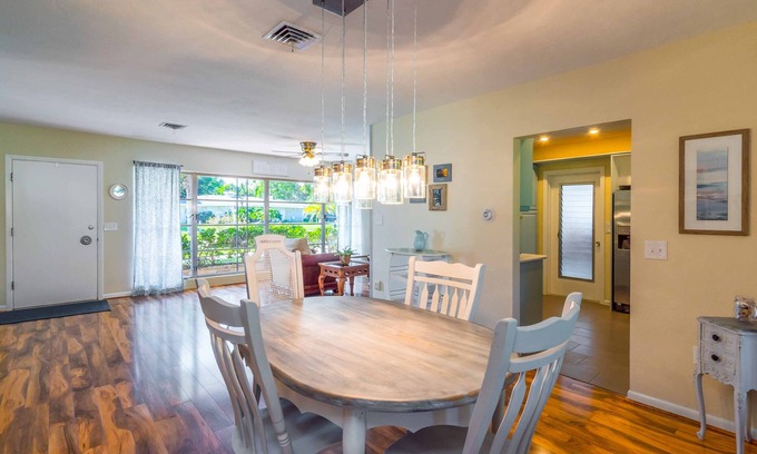 Southgate Casa | Siesta Key Side Stay