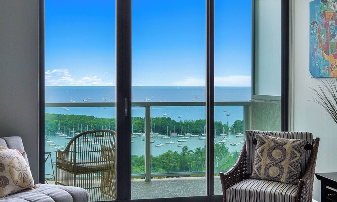 Coconut Grove Apartamento | Sight of SAIL Boats Tranquil 1 bedroom