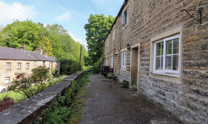 Fourstones Near Bentham Cabaña | SILK COTTAGE, pet friendly, with open fire in Bentham, Yorkshire