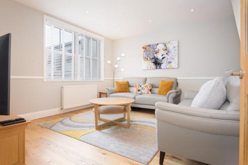 Brighton Casa | Sillwood Mews - With Free Parking
