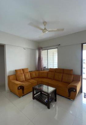 Kolhapur Apartamento | Silver Homes In Nagala Park Stay On 7th Floor