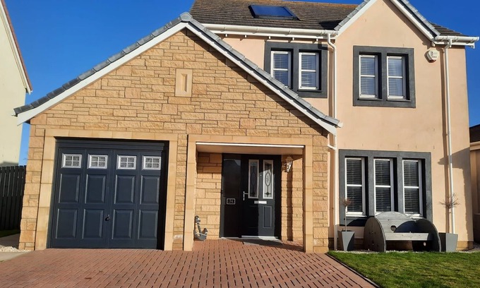 Cellardyke Casa | Silver Mews - modern 4 bed property in Cellardyke