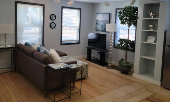 Sturgeon Bay Apartamento | Silver Room