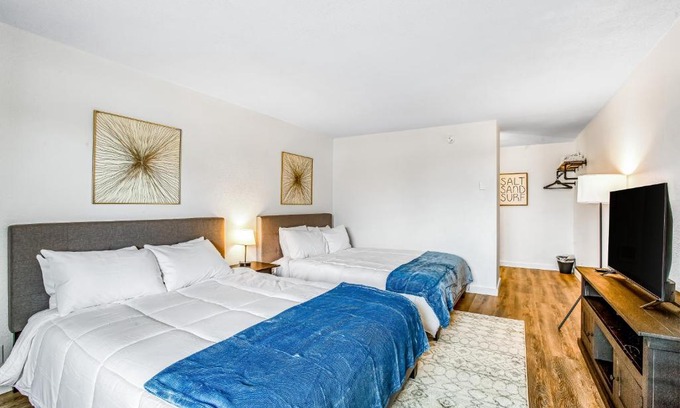 Westport Casa | Silver Sands - Room 16