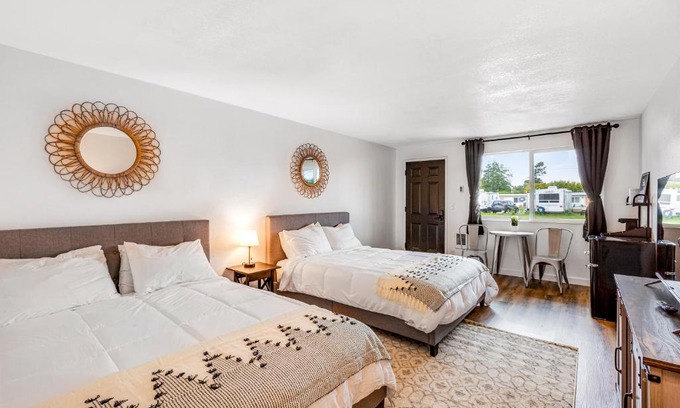 Westport Casa | Silver Sands - Room 4