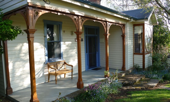 Deloraine Cabaña | Silverbirch Cottage.