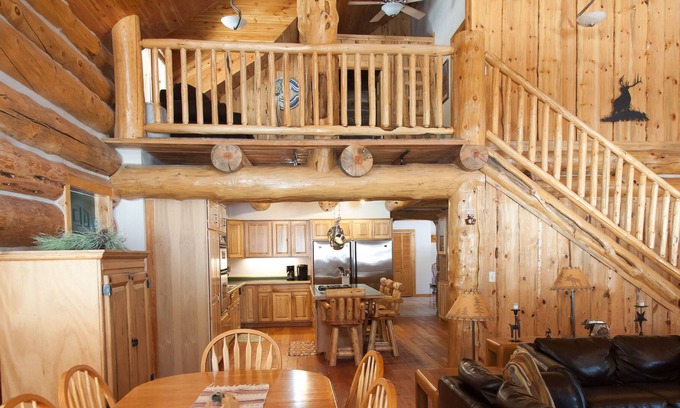 Dubois Cabina | Silversun Property Managment