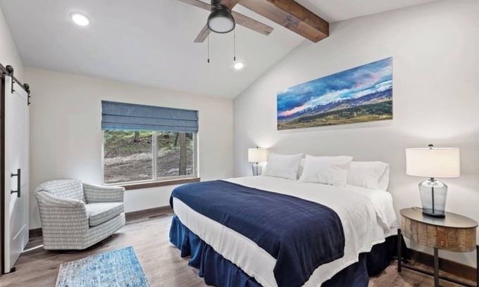 Seeley Lake Casa | Silvertip Trailhead 2 A newly built home awaits
