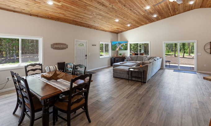 Athol Casa | Silverwood