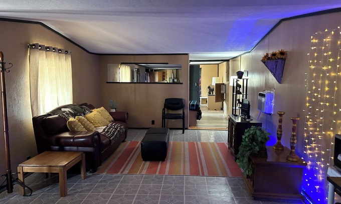 Conchas Dam Apartamento | Simple and Spacious Lake House