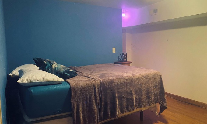 Downtown Baltimore Apartamento | Simple, Cheap, and Cozy ROOM 3