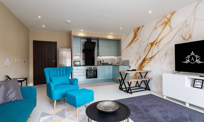 Gillingham Apartamento | Quiet Flat for Working Guests - Book Now - Apartment 4