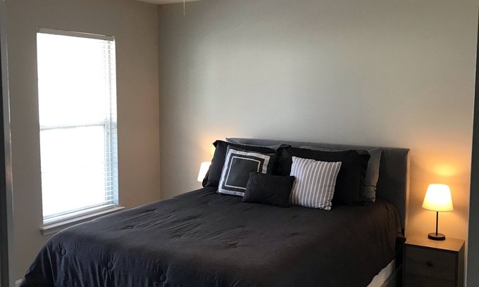 Fredericksburg Casa | Simple Serenity