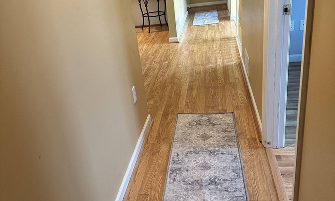Morgantown Casa | Simple Spacious Home/North Hills WVU Hospital🏀🏈🍺🥤0.5mi
