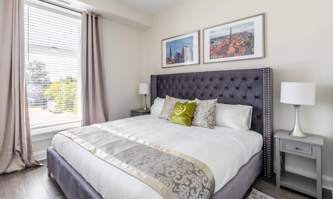 Smiths Falls Apartamento | Simply Comfort. Rideau Private Apartment w Kingsize bed. Parking.