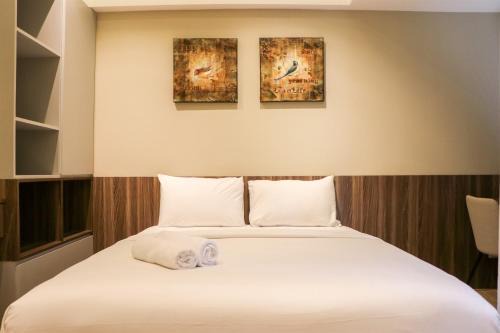Duren Sawit Apartamento | Simply Look Studio Room Gateway Park LRT City Jatibening Apartment By Travelio