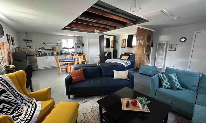 Southeastern Sacramento Casa | Simply Spacious Studio Guesthouse