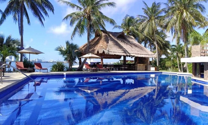 Punta Cancún Hotel | Sina Suites Cancún - Adults Only