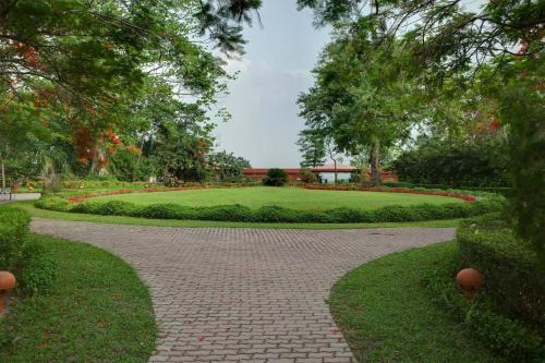 Chalsa Complejo | Sinclairs Retreat Dooars, Chalsa