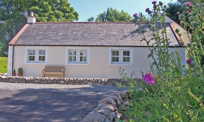 Twynholm Cabaña | Single storey cottage for 4/6 in Twynholm only 3 miles from Kirkcudbright.