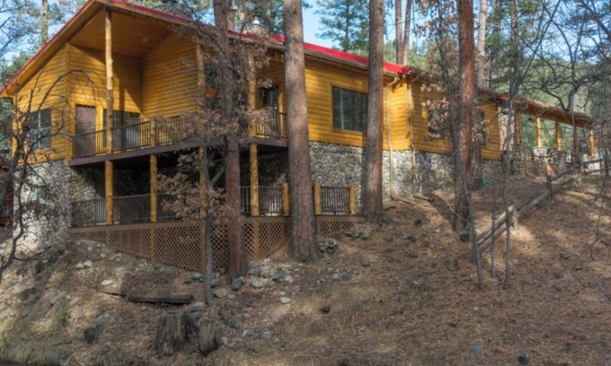 Ruidoso Cabina | Singing Pines - Huge Cabin Perched High Atop the Rio Ruidoso