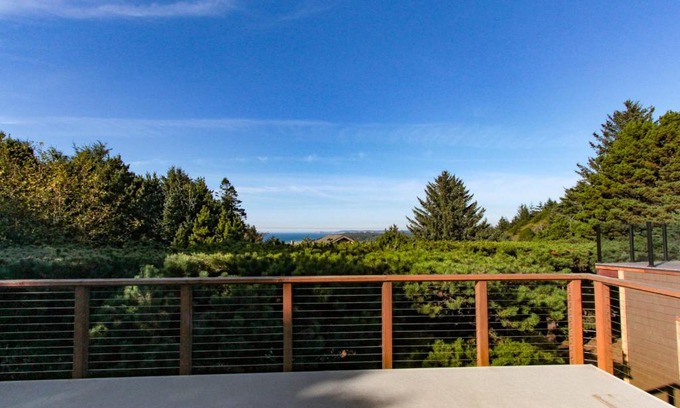 Port Orford Casa | Singing Winds