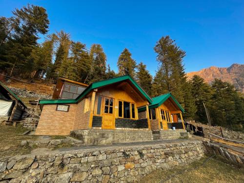 Kullu Casa | Singing Woods Kutla