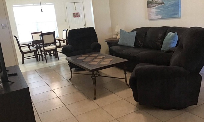 Laguna Vista Casa | Single Family Home Mango Ct.