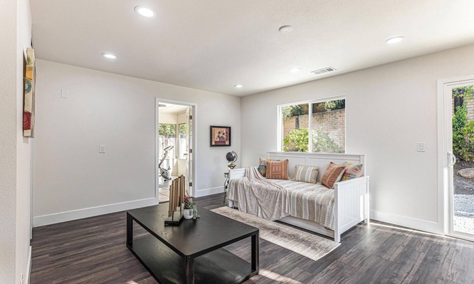 Edenvale Casa | Single Family home with large private yard in Silicon Valley San Jose.