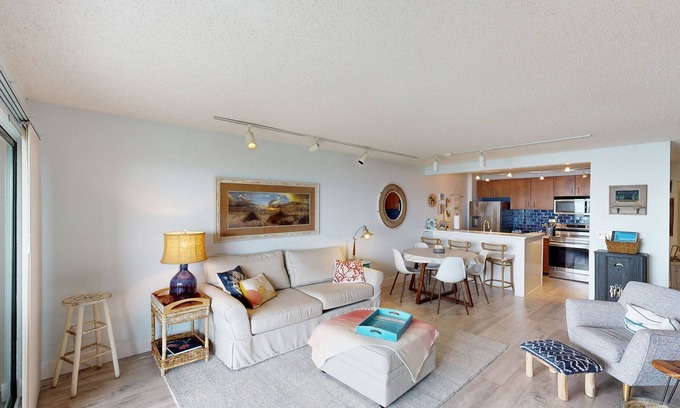 Maple City Condominio | Single-level lakefront hideaway with a deck, fireplace, & washer/dryer