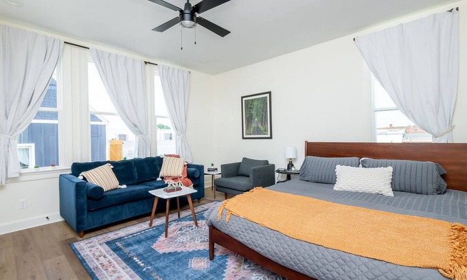 East Market District Apartamento | Single Malt @Tartan House Lux King Studio Sleep 4
