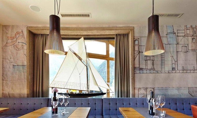 Maurach Cabaña | Single room (12 m²) - balcony - Café & Restaurant Klingler