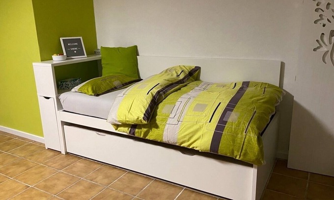 Fuldabruck Apartamento | Single room for 2 guests with 55m² in Fuldabrück (295398)